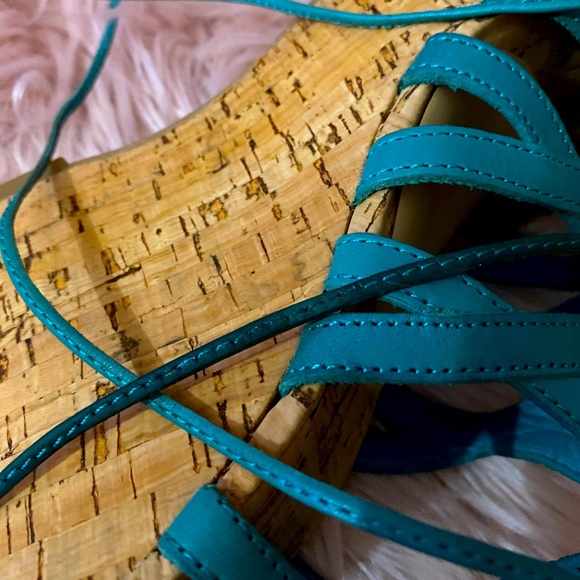 Aldo’s Gladiator Blue Wedge Sandals - Picture 10 of 11